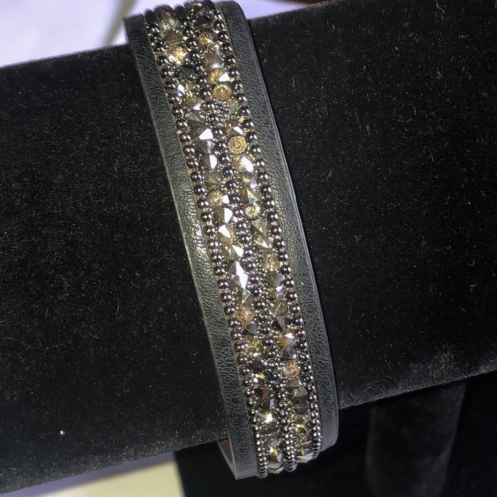 Elegant Black and Silver Tone Rhinestone Bracelet